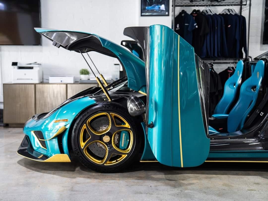 Lionel Messi's latest splurge: unveiling his stunning Koenigsegg Regera Roadster!